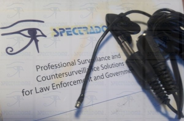 Ultra-miniature listening microphone